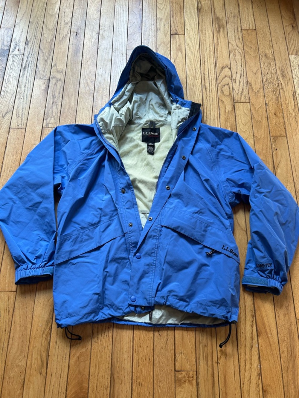 Vintage L.L. Bean Men's Blue Waterproof Hooded Jacket